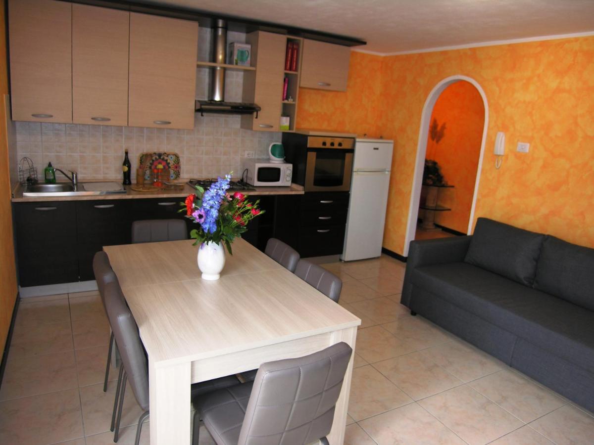 Casa Mary Villa San Siro  Bagian luar foto
